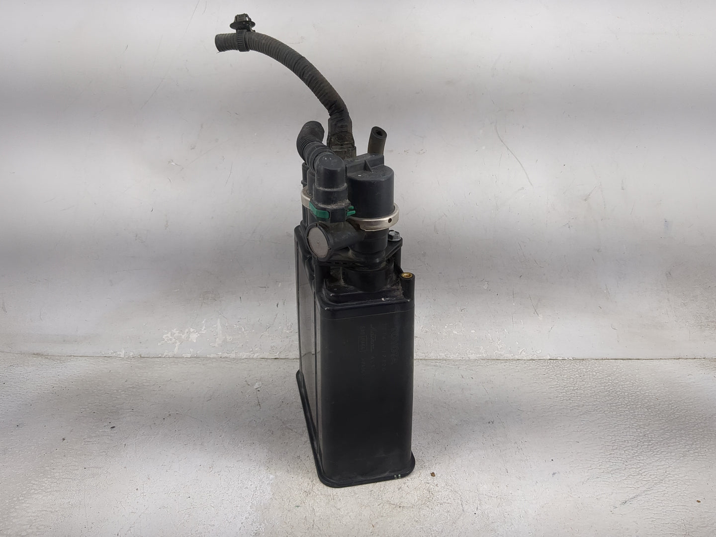 2015 Scion Xb Fuel Vapor Charcoal Canister - Oemusedautoparts1.com