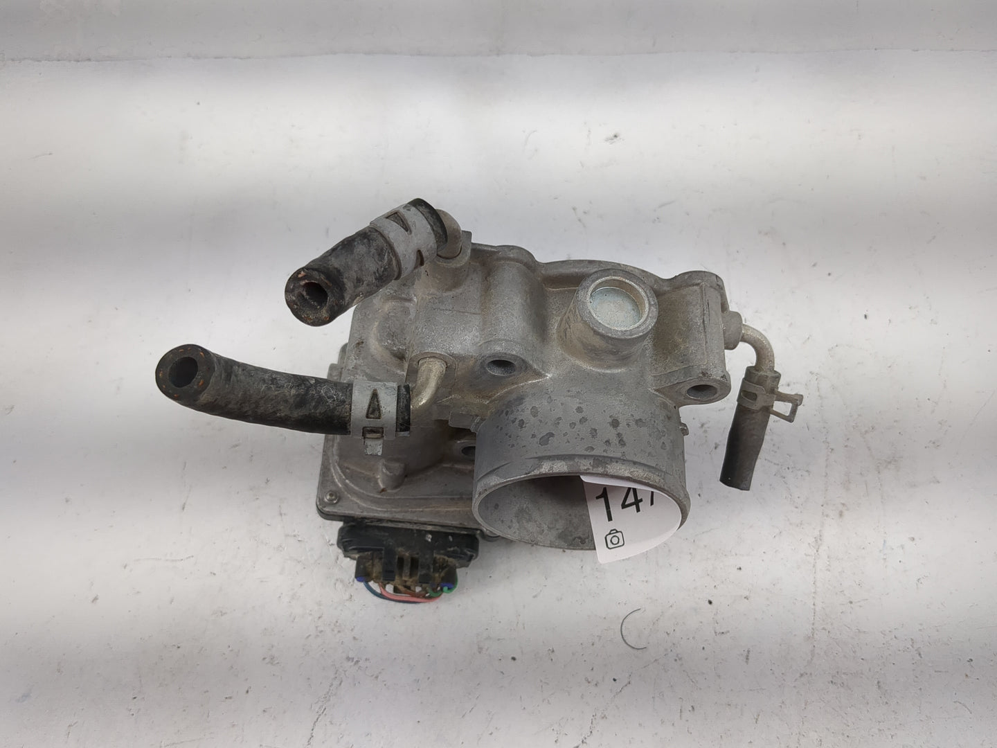 2008-2015 Scion Xb Throttle Body P/N:22030-28071 Fits Fits 2006 2007 2008 2009 2010 2011 2012 2013 2014 2015 OEM Used Auto P