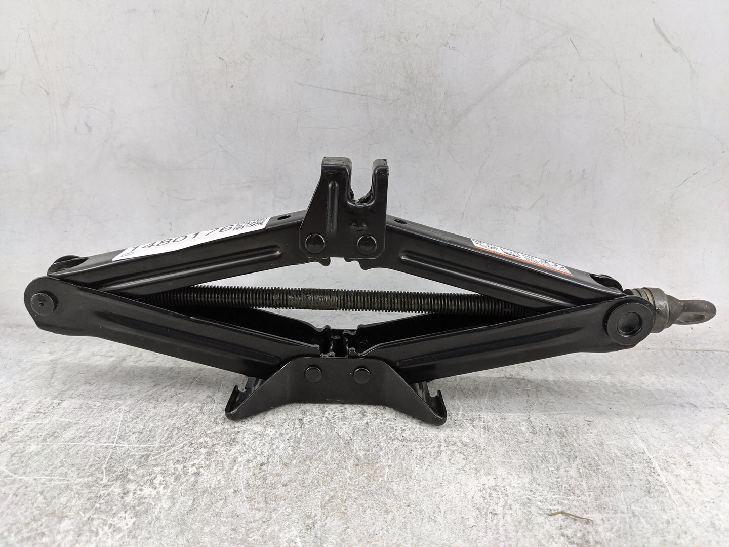 2015 Scion Xb Spare Scissor Car Jack Black 1480176 - Oemusedautoparts1.com