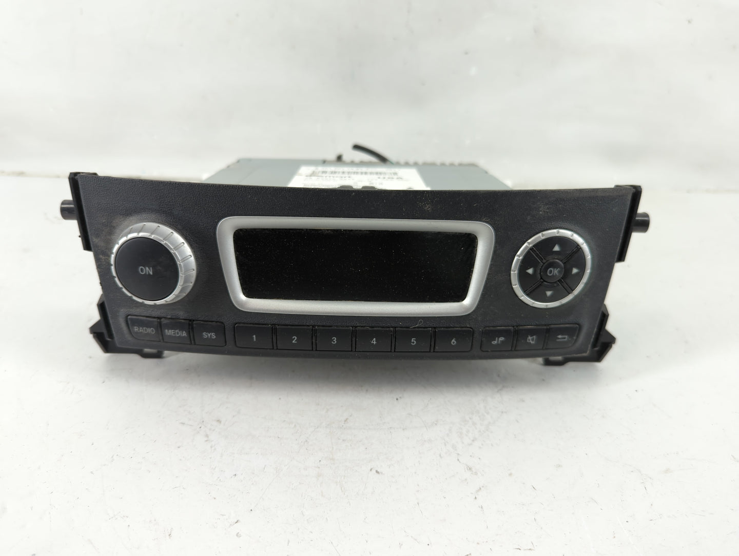 2008-2016 Smart Fortwo Radio AM FM Cd Player Receiver Replacement P/N:A 451 901 14 01 Fits OEM Used Auto Parts - Oemusedauto