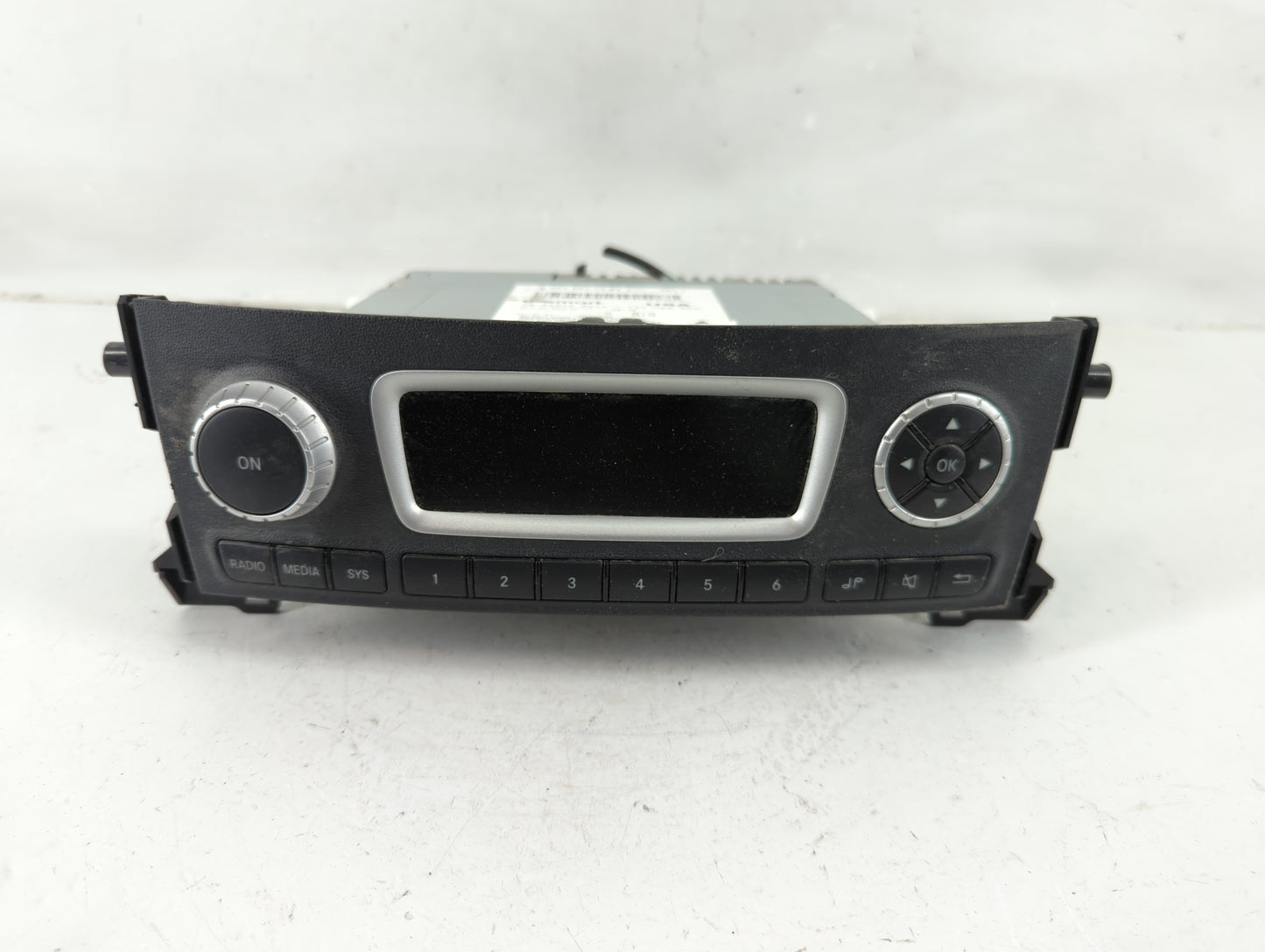 2008-2016 Smart Fortwo Radio AM FM Cd Player Receiver Replacement P/N:A 451 901 14 01 Fits OEM Used Auto Parts - Oemusedauto
