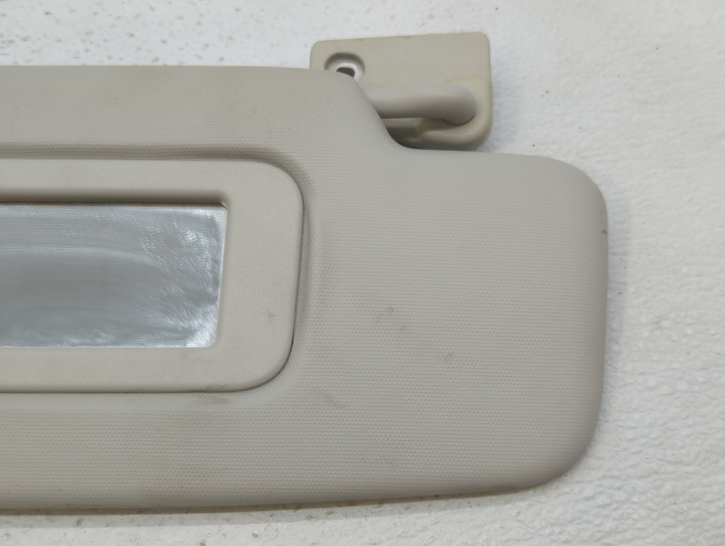 2015 Smart Fortwo Sun Visor Shade Replacement Passenger Right Mirror Fits OEM Used Auto Parts - Oemusedautoparts1.com