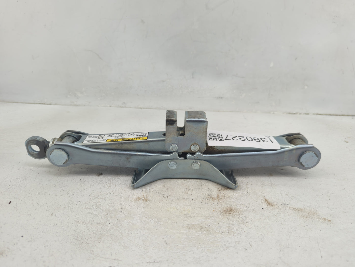 2015 Subaru Brz Spare Scissor Car Jack - Oemusedautoparts1.com