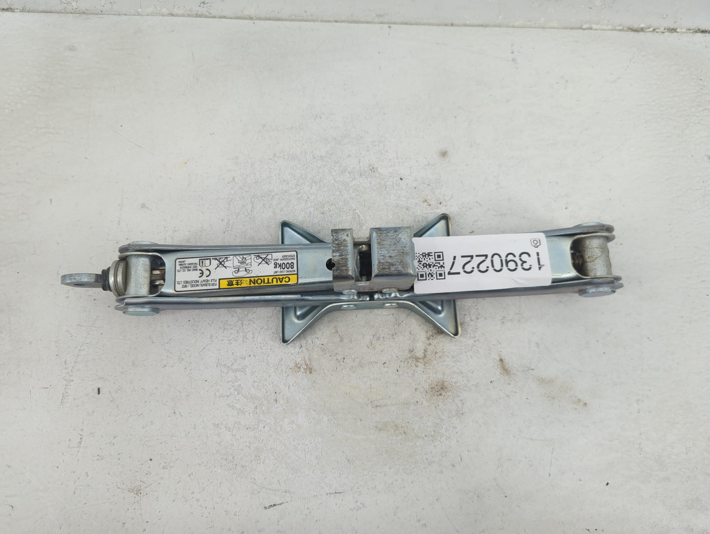 2015 Subaru Brz Spare Scissor Car Jack - Oemusedautoparts1.com
