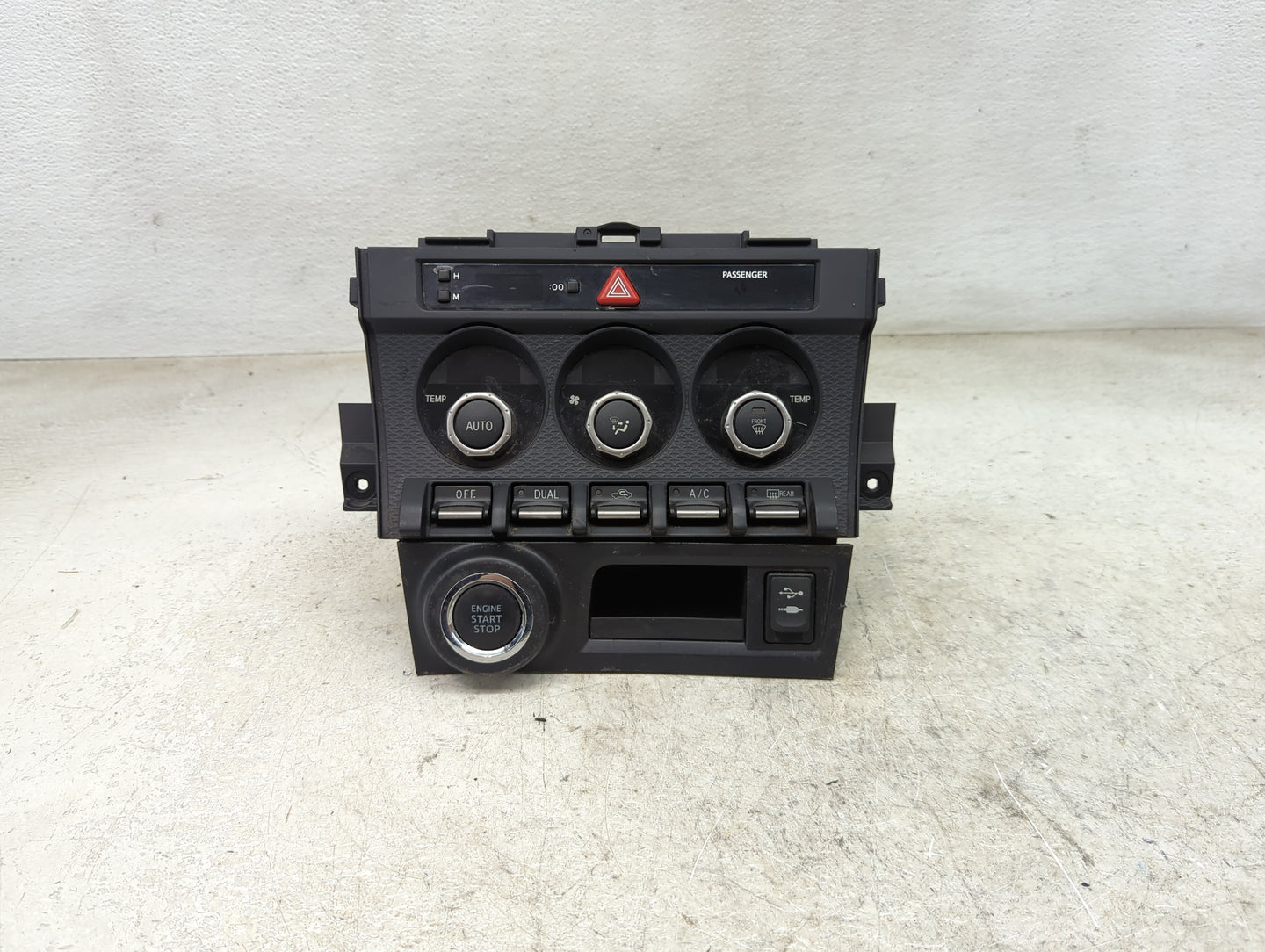 2015 Subaru Brz Climate Control Module Temperature AC/Heater Replacement P/N:72311CA062 2370005610, 85201CA010 Fits OEM Used