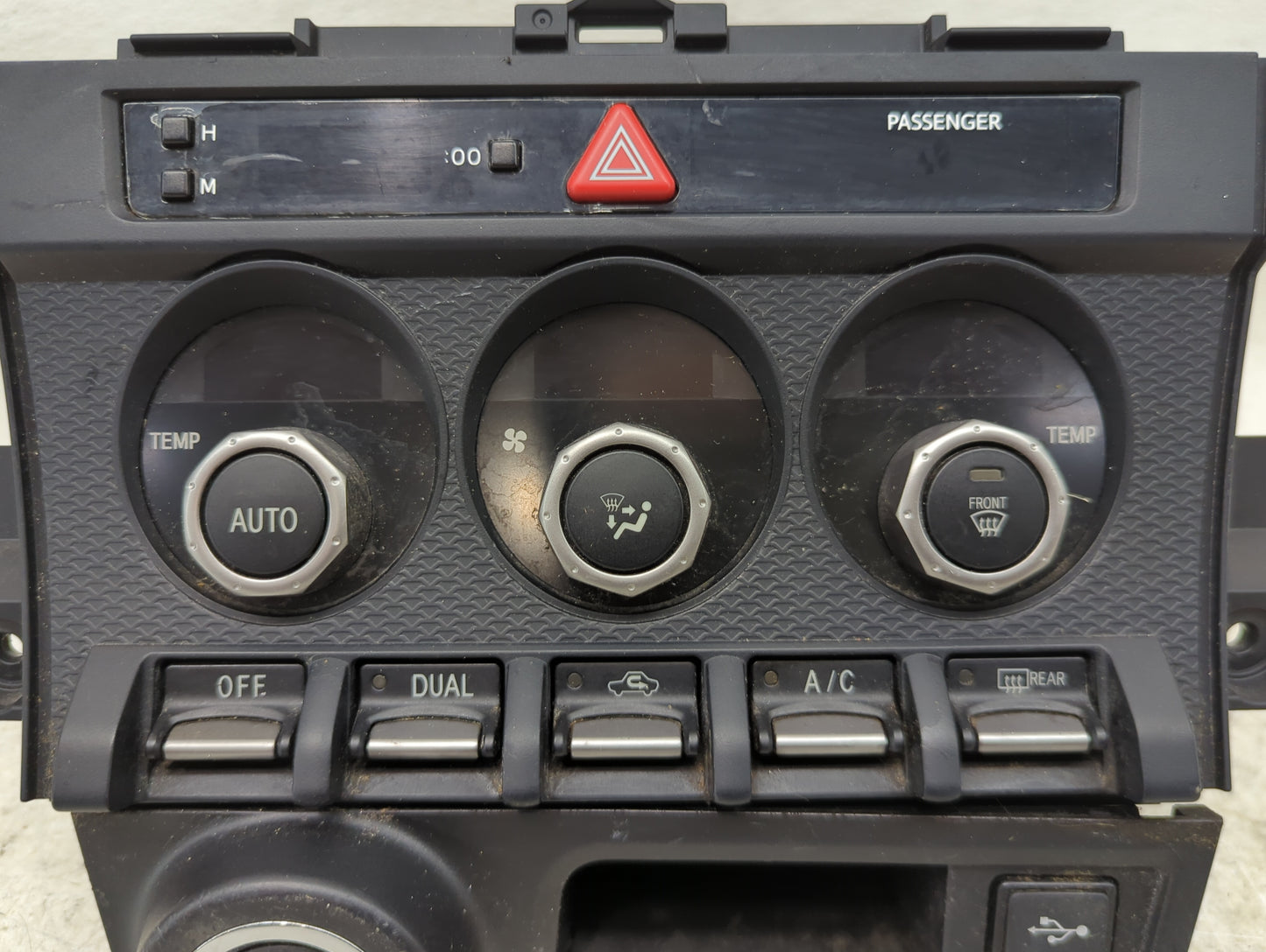 2015 Subaru Brz Climate Control Module Temperature AC/Heater Replacement P/N:72311CA062 2370005610, 85201CA010 Fits OEM Used