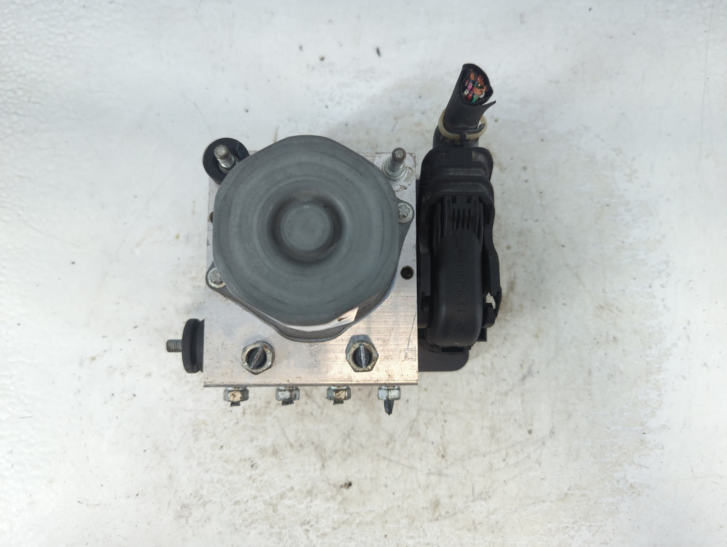2014-2015 Subaru Forester ABS Pump Control Module Replacement P/N:27536SG000 Fits Fits 2014 2015 OEM Used Auto Parts - Oemus