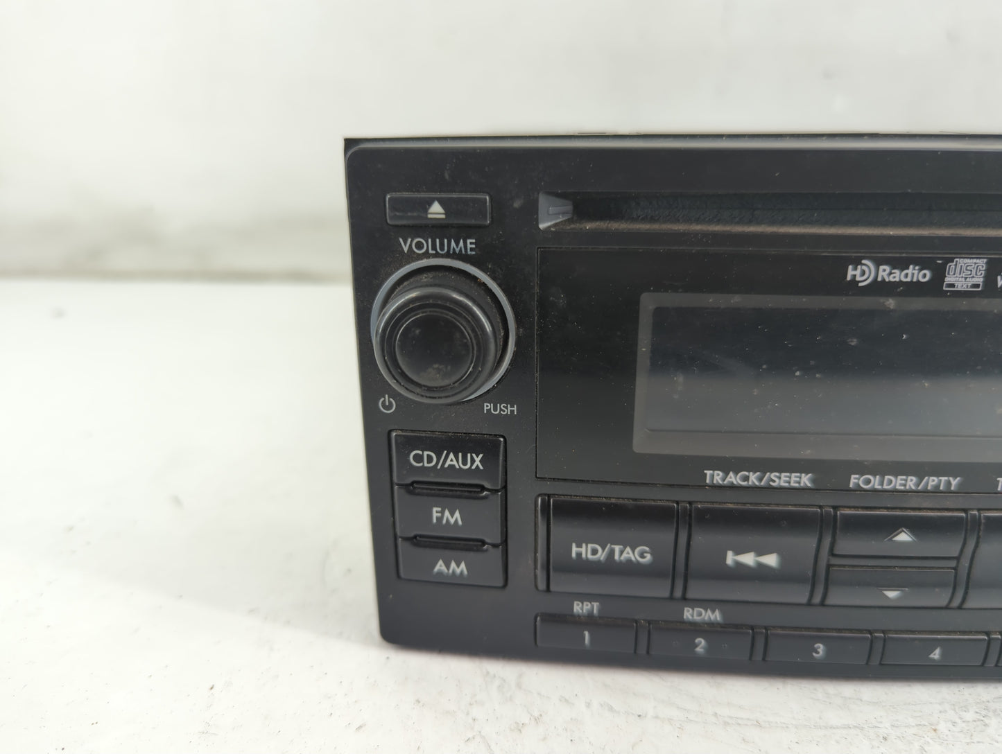 2015 Subaru Forester Radio AM FM Cd Player Receiver Replacement P/N:86201SG620 86201SG600 Fits OEM Used Auto Parts - Oemused
