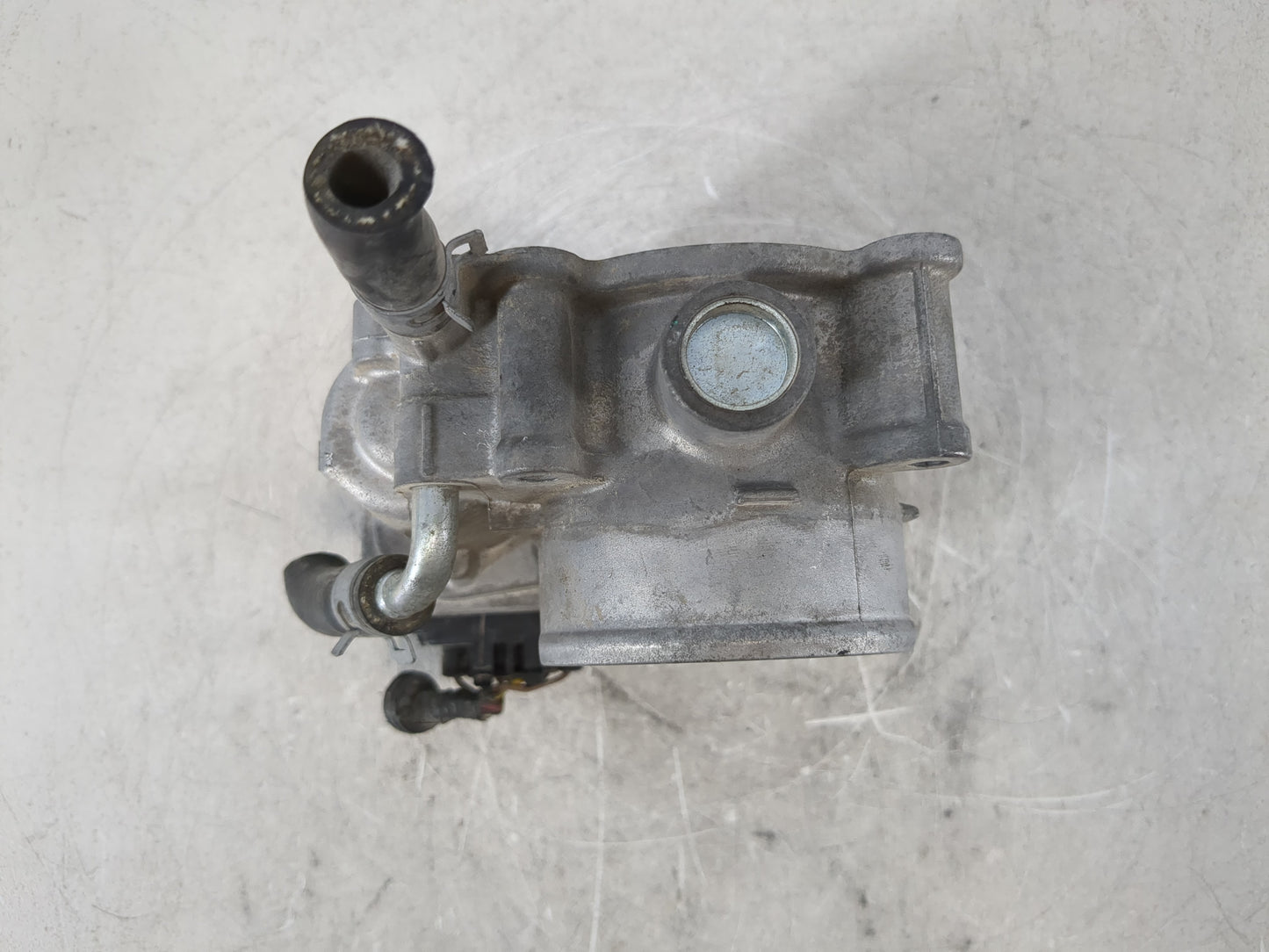 2011-2018 Subaru Forester Throttle Body P/N:16112AA380 Fits Fits 2011 2012 2013 2014 2015 2016 2017 2018 OEM Used Auto Parts