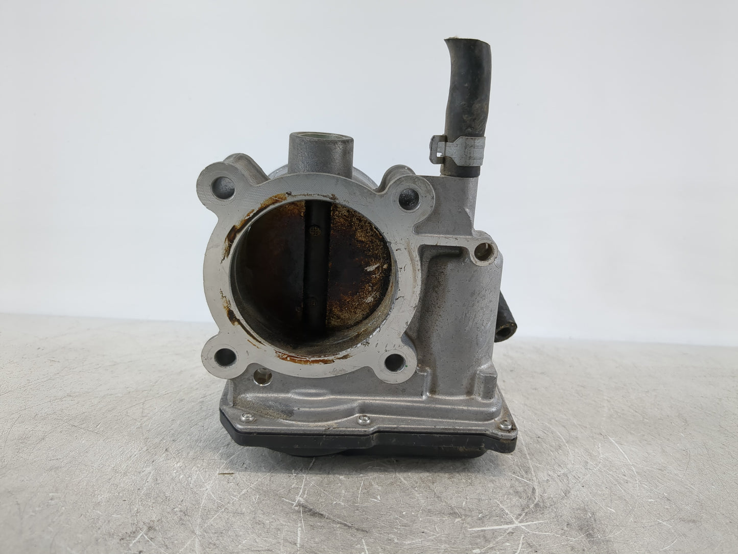 2011-2018 Subaru Forester Throttle Body P/N:16112AA380 Fits Fits 2011 2012 2013 2014 2015 2016 2017 2018 OEM Used Auto Parts