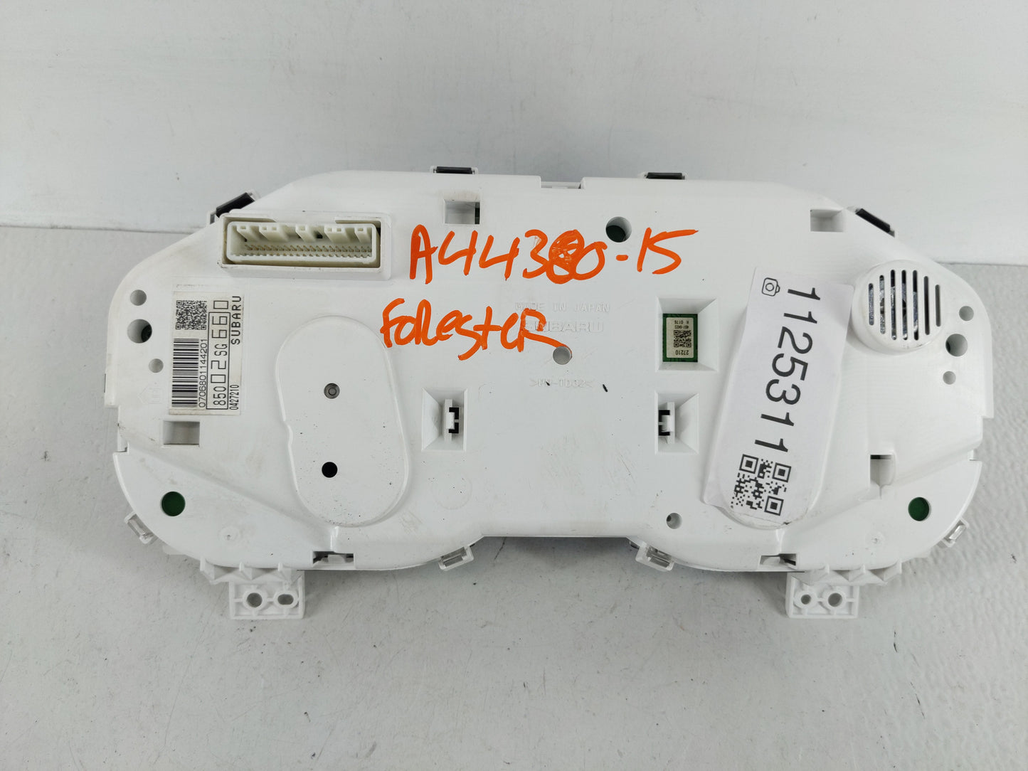 2015 Subaru Forester Instrument Cluster Speedometer Gauges P/N:85002SG660 Fits OEM Used Auto Parts - Oemusedautoparts1.com