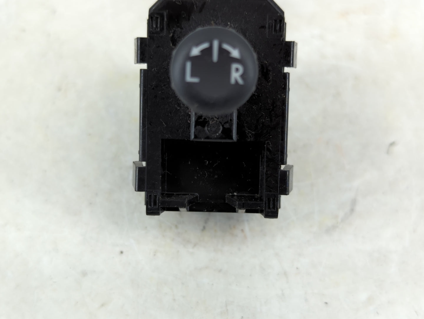 2015 Subaru Forester Master Power Window Switch Replacement Driver Side Left P/N:83061FJ010 Fits OEM Used Auto Parts - Oemus