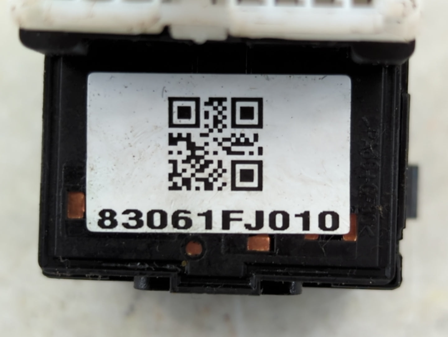 2015 Subaru Forester Master Power Window Switch Replacement Driver Side Left P/N:83061FJ010 Fits OEM Used Auto Parts - Oemus