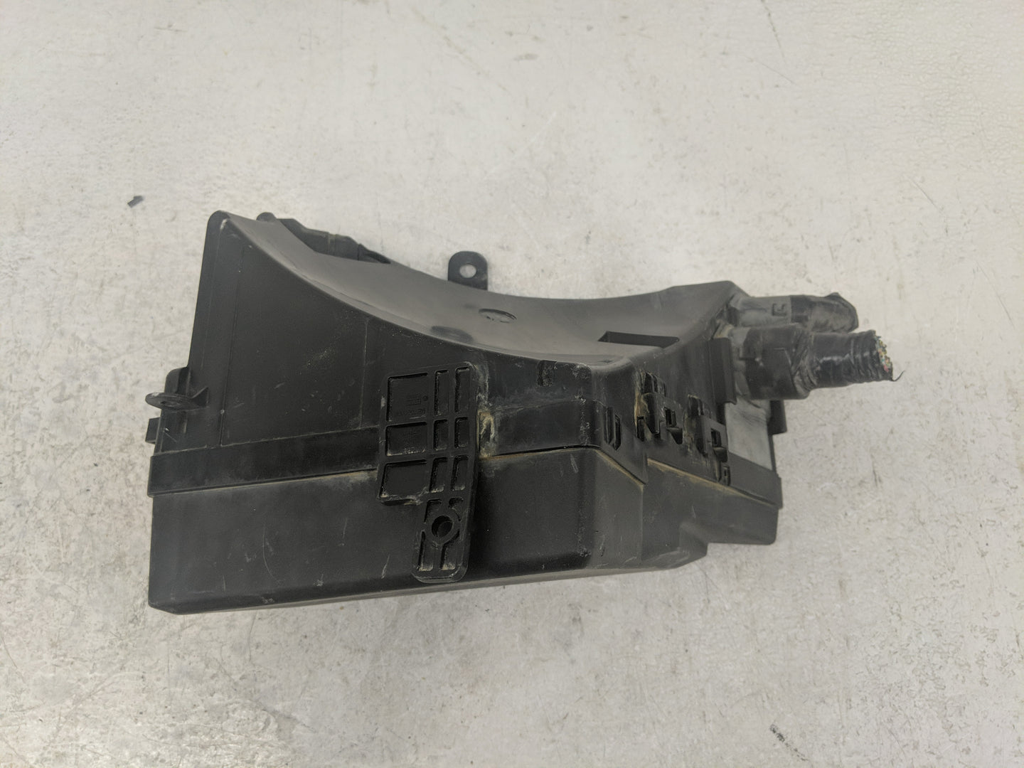 2014-2015 Subaru Forester Fusebox Fuse Box Panel Relay Module Fits Fits 2014 2015 OEM Used Auto Parts - Oemusedautoparts1.co