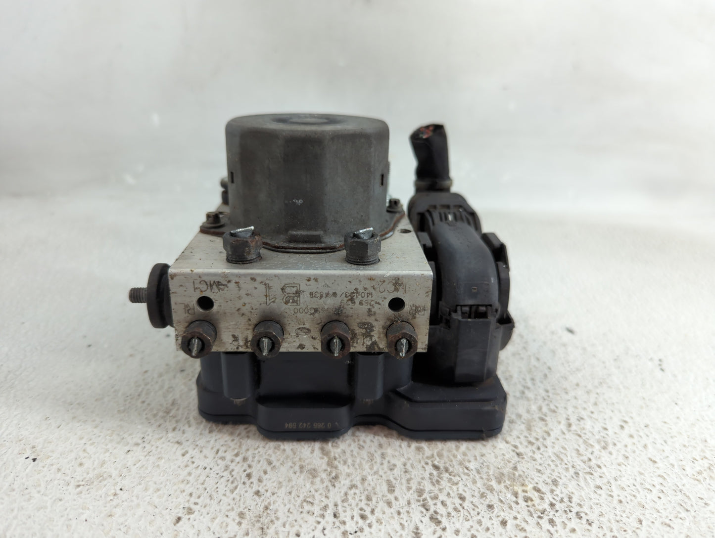 2014-2015 Subaru Forester ABS Pump Control Module Replacement P/N:27536SG000 Fits Fits 2014 2015 OEM Used Auto Parts - Oemus