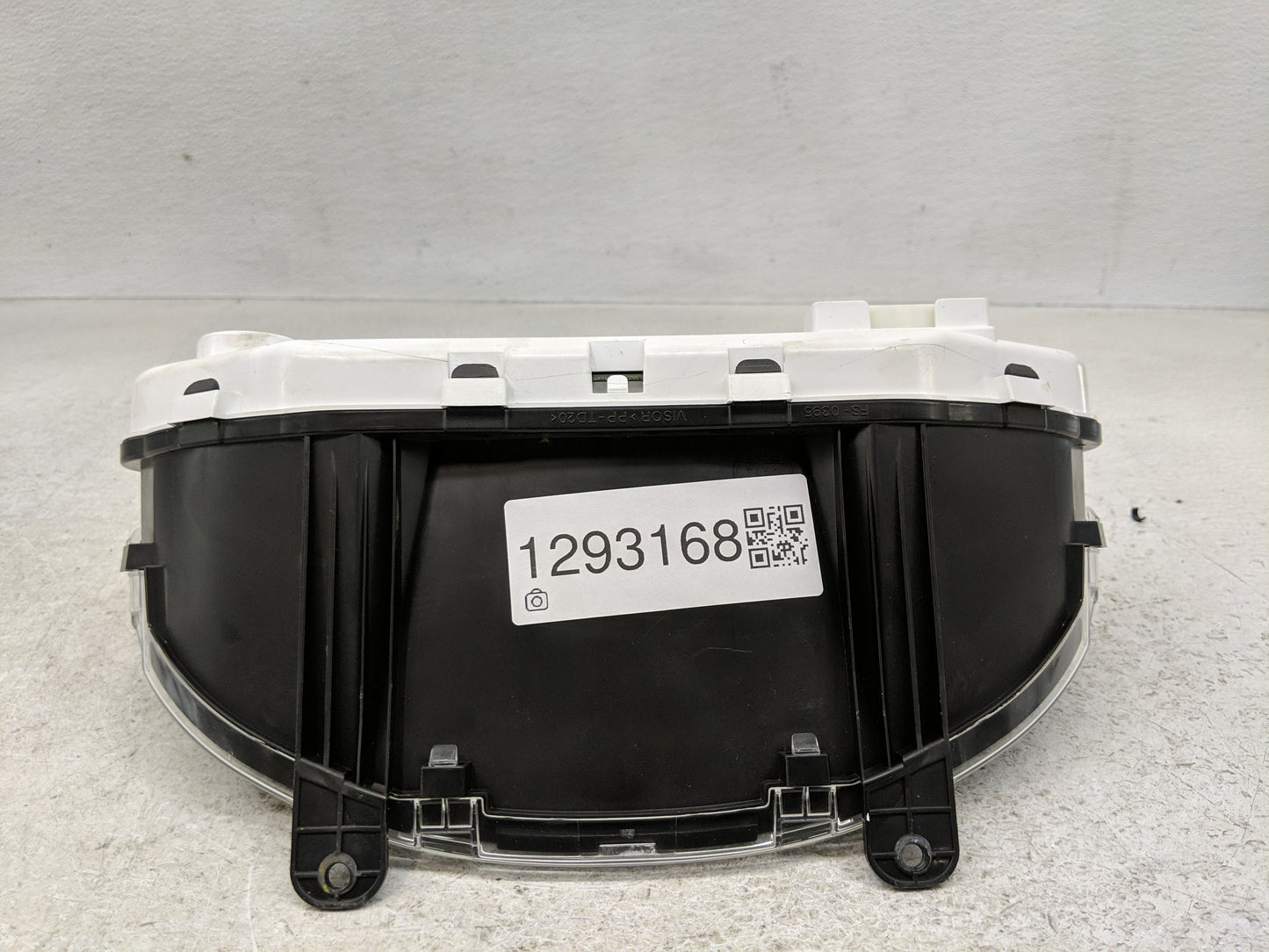 2015 Subaru Forester Instrument Cluster Speedometer Gauges P/N:85002SG660 Fits OEM Used Auto Parts - Oemusedautoparts1.com