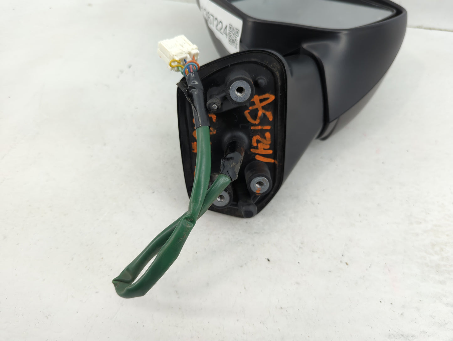 2015 Subaru Forester Driver Side View Mirror - Left Door Mirror OEM Used - Oemusedautoparts1.com