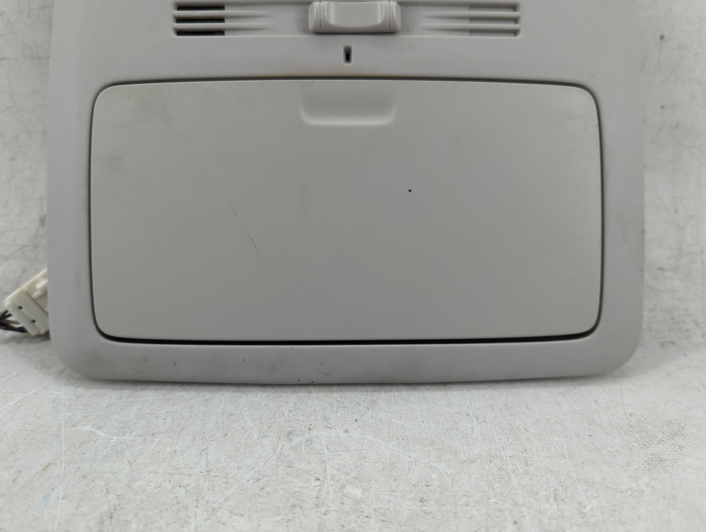 2010-2015 Subaru Forester Overhead Roof Console 1388861 - Oemusedautoparts1.com