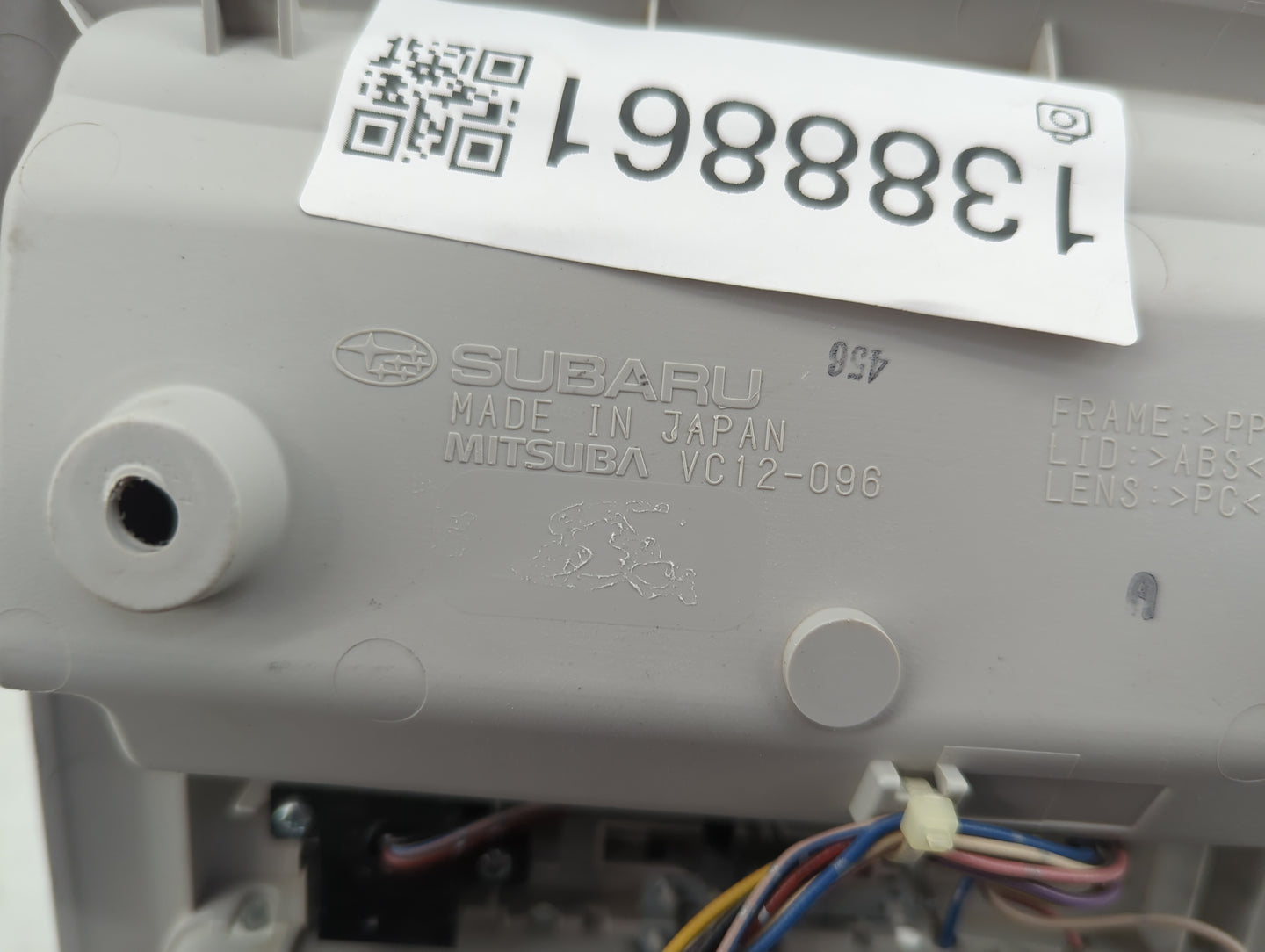 2010-2015 Subaru Forester Overhead Roof Console 1388861 - Oemusedautoparts1.com