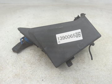 2014-2015 Subaru Forester Fusebox Fuse Box Panel Relay Module P/N:MB502000B Fits Fits 2014 2015 OEM Used Auto Parts - Oemuse