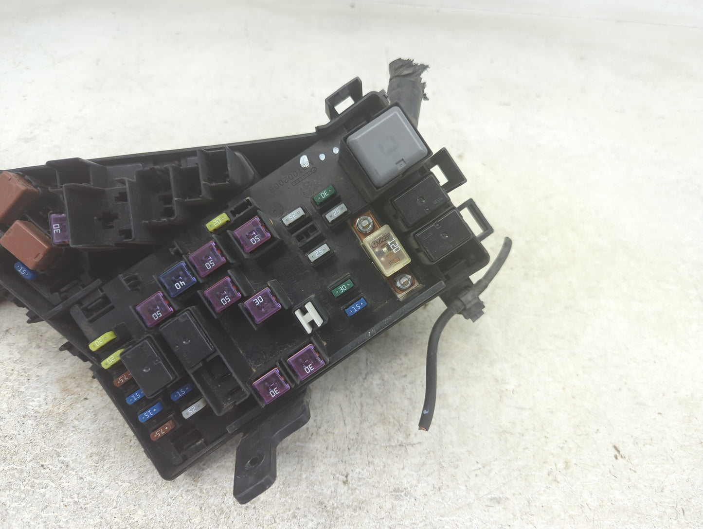 2014-2015 Subaru Forester Fusebox Fuse Box Panel Relay Module P/N:MB502000B Fits Fits 2014 2015 OEM Used Auto Parts - Oemuse