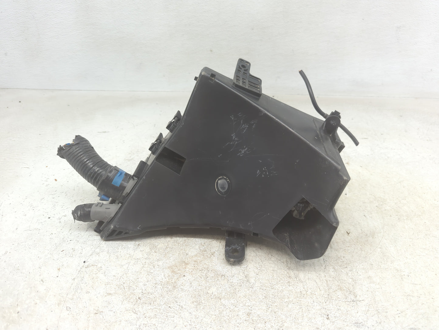 2014-2015 Subaru Forester Fusebox Fuse Box Panel Relay Module P/N:MB502000B Fits Fits 2014 2015 OEM Used Auto Parts - Oemuse