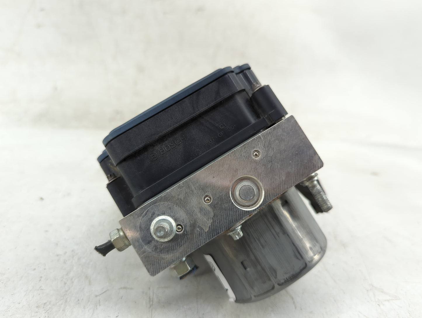 2014-2015 Subaru Forester ABS Pump Control Module Replacement P/N:0265956131 2265106452 Fits Fits 2014 2015 OEM Used Auto Pa