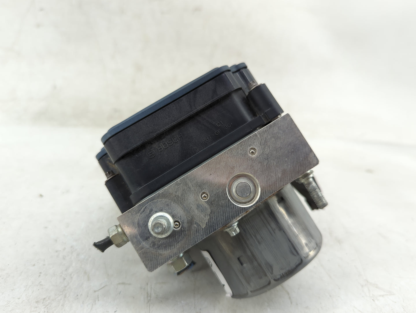 2014-2015 Subaru Forester ABS Pump Control Module Replacement P/N:0265956131 2265106452 Fits Fits 2014 2015 OEM Used Auto Pa