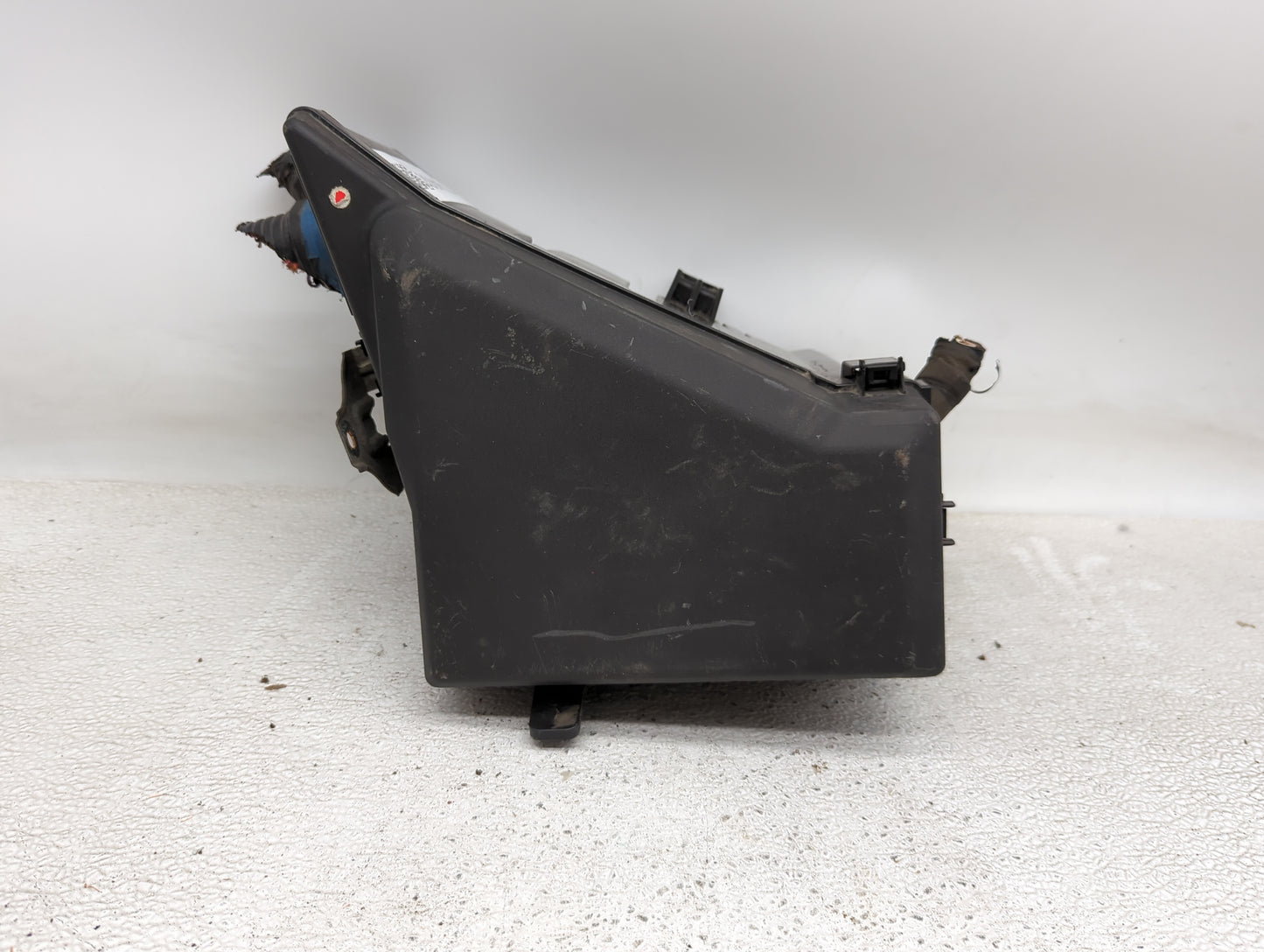 2014-2015 Subaru Forester Fusebox Fuse Box Panel Relay Module P/N:MB502000B Fits Fits 2014 2015 OEM Used Auto Parts - Oemuse