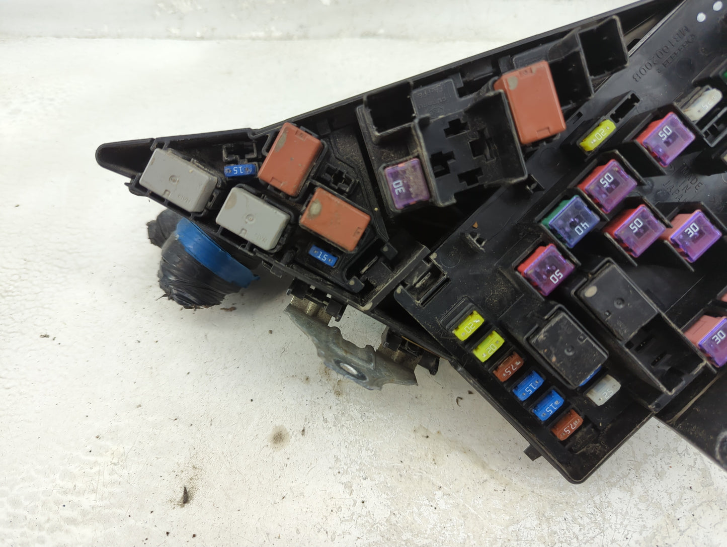 2014-2015 Subaru Forester Fusebox Fuse Box Panel Relay Module P/N:MB100200B Fits Fits 2014 2015 OEM Used Auto Parts - Oemuse
