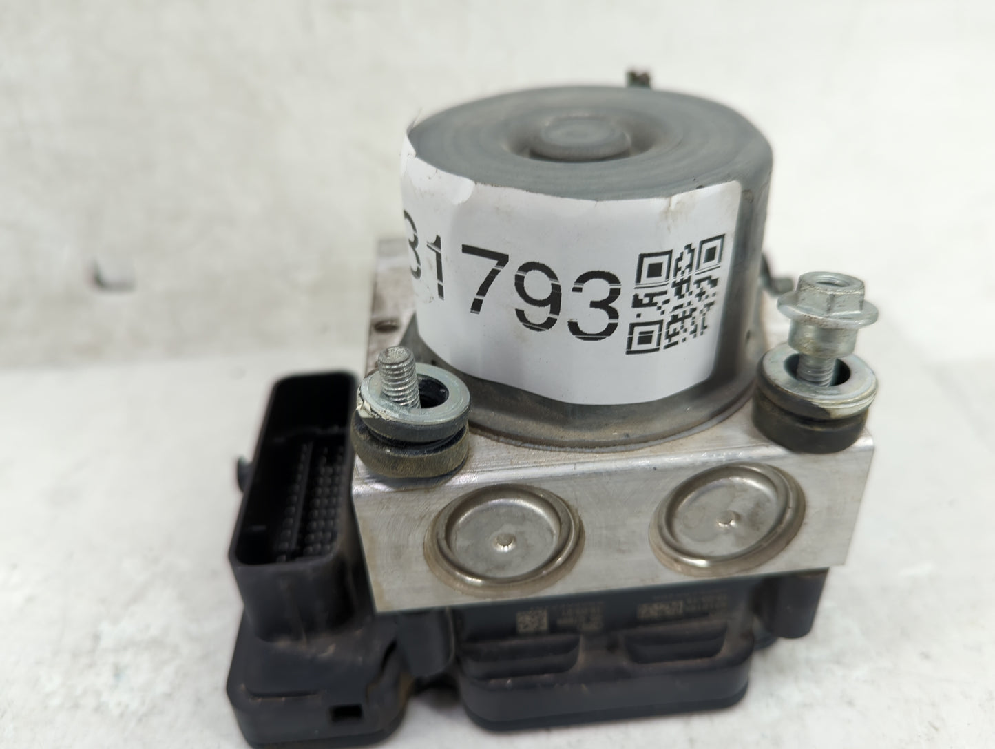 2014-2015 Subaru Forester ABS Pump Control Module Replacement P/N:27536SG020 Fits Fits 2014 2015 OEM Used Auto Parts - Oemus