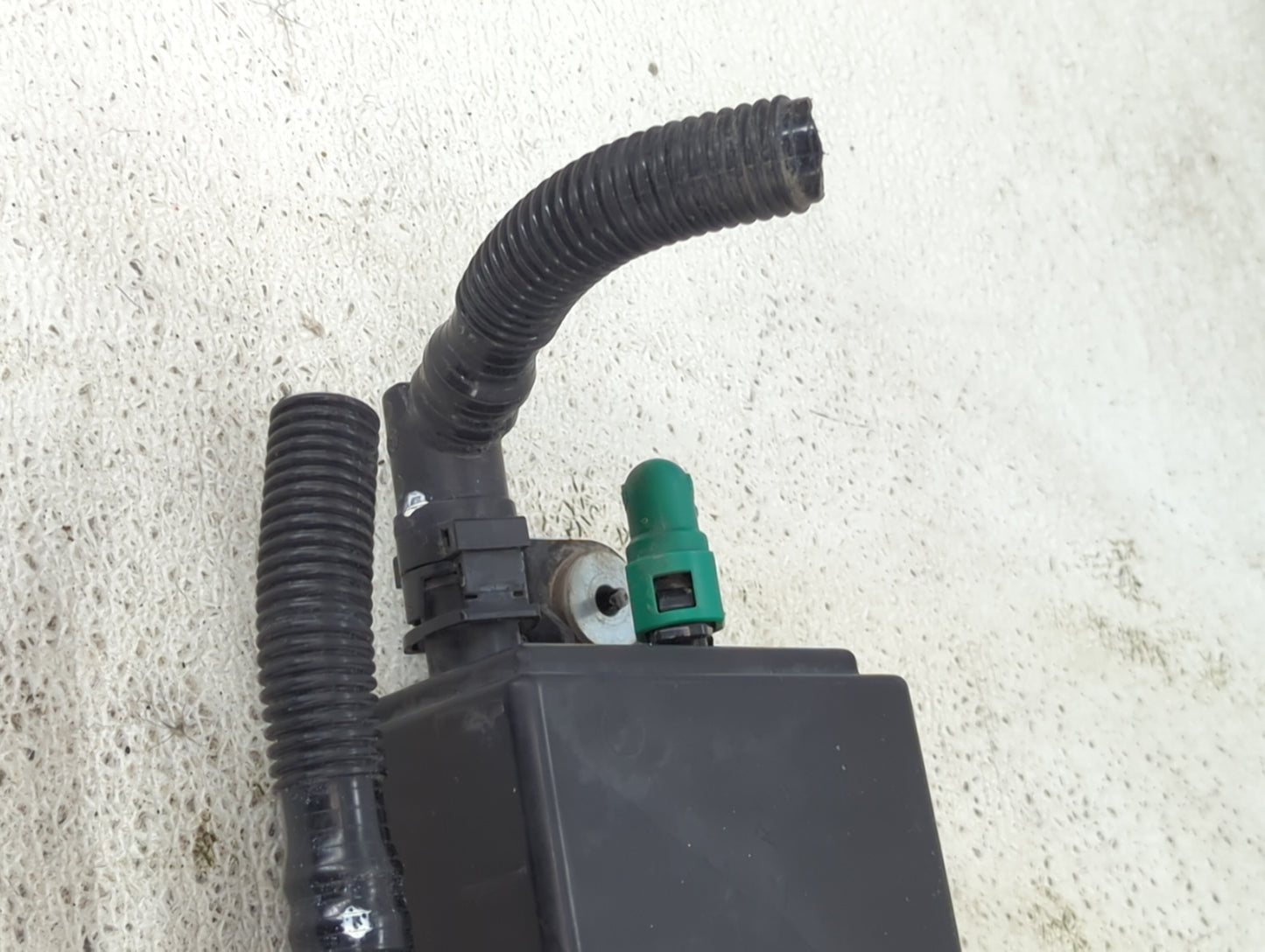 2015 Subaru Forester Fuel Vapor Charcoal Canister 1432212 - Oemusedautoparts1.com