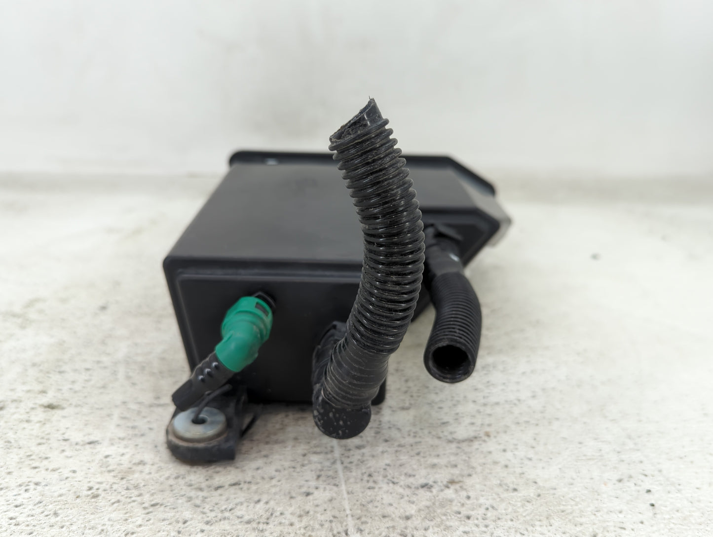 2015 Subaru Forester Fuel Vapor Charcoal Canister 1432212 - Oemusedautoparts1.com
