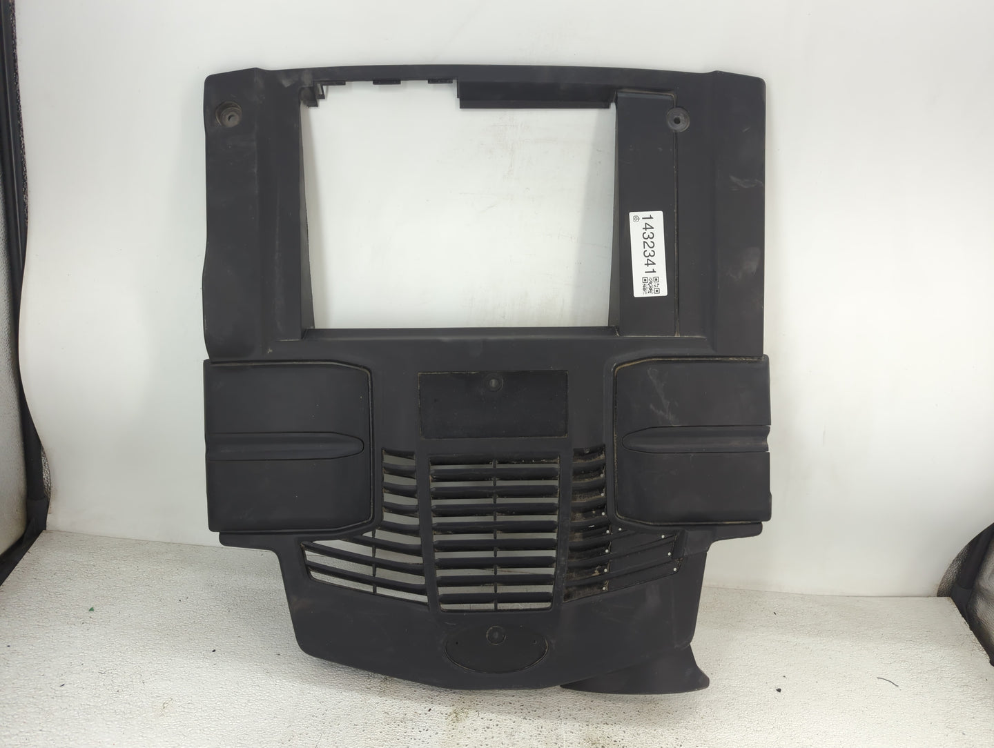 2015 Subaru Forester Engine Cover - Oemusedautoparts1.com