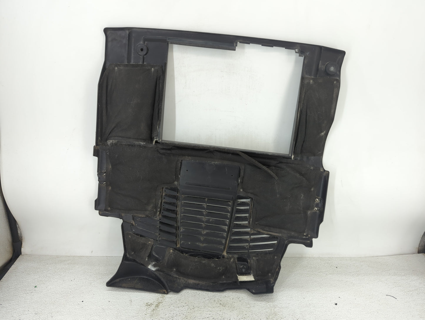 2015 Subaru Forester Engine Cover - Oemusedautoparts1.com