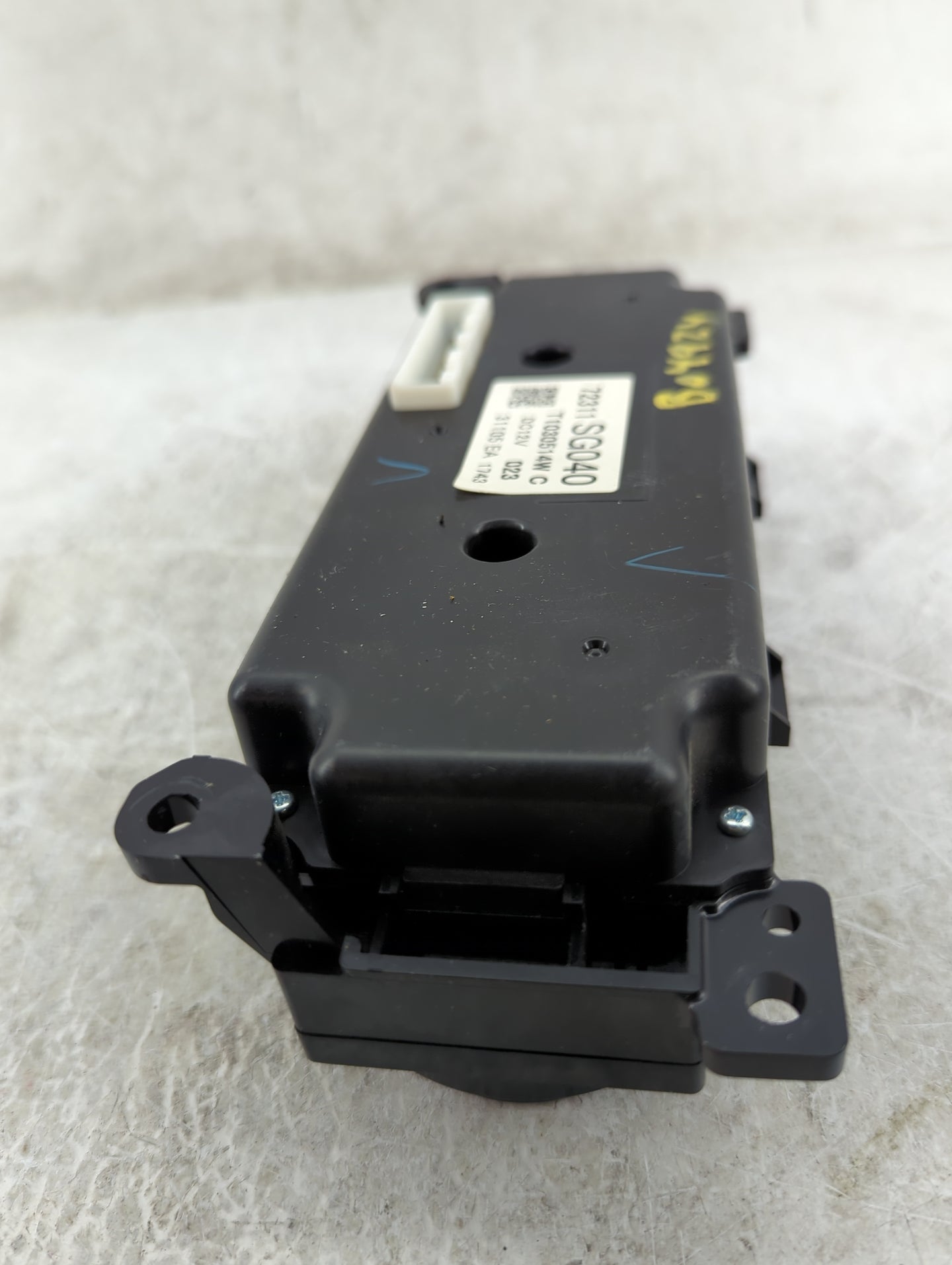 2015 Subaru Forester Climate Control Module Temperature AC/Heater Replacement P/N:72311SG040 T1030514W Fits OEM Used Auto Pa