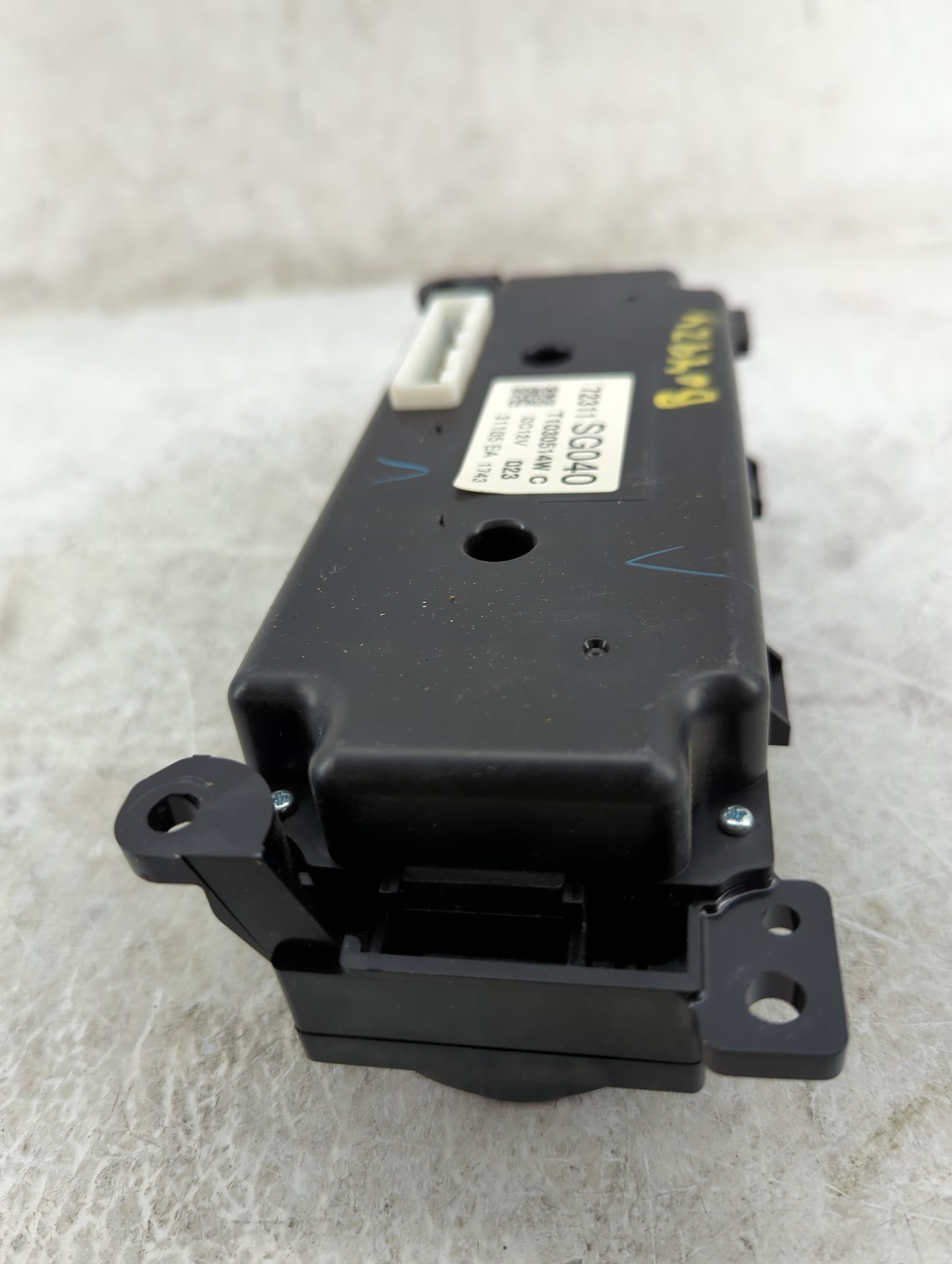 2015 Subaru Forester Climate Control Module Temperature AC/Heater Replacement P/N:72311SG040 T1030514W Fits OEM Used Auto Pa