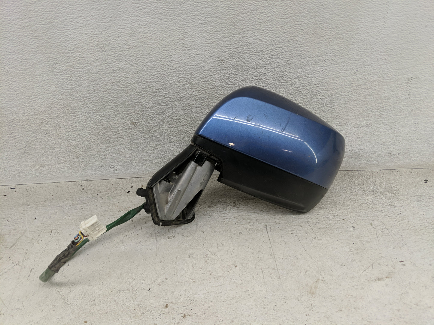 2015 Subaru Forester Passenger Side View Mirror - Right Door Mirror OEM Used - Oemusedautoparts1.com
