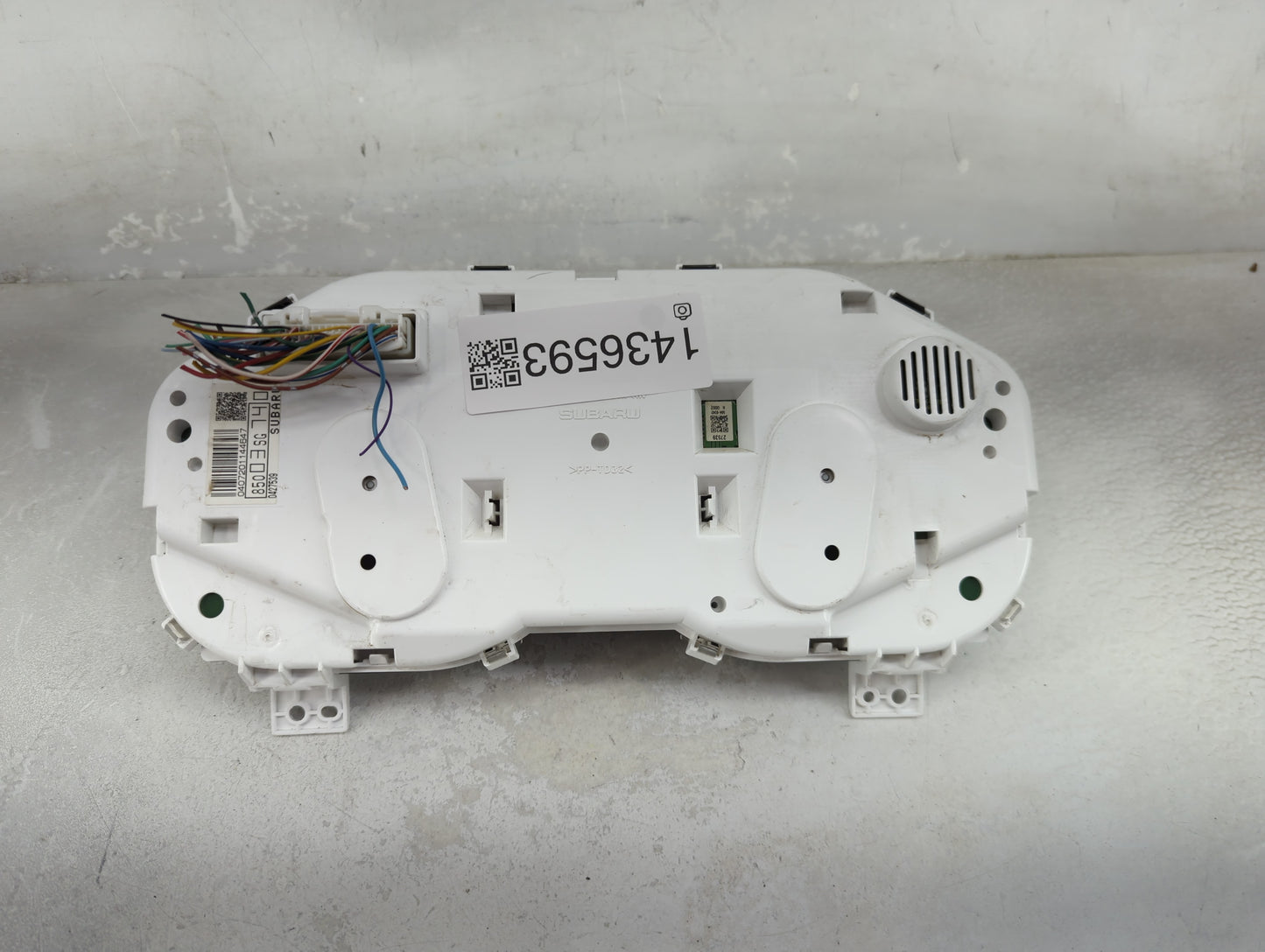 2015 Subaru Forester Instrument Cluster Speedometer Gauges P/N:85003SG74 0427539, 0407201144647 Fits OEM Used Auto Parts - O