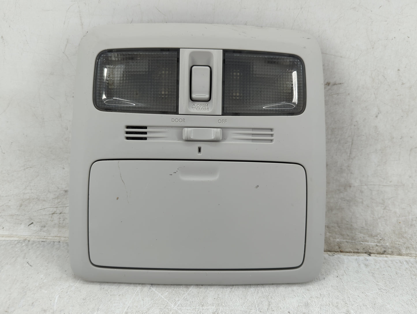 2015 Subaru Forester Overhead Roof Console - Oemusedautoparts1.com