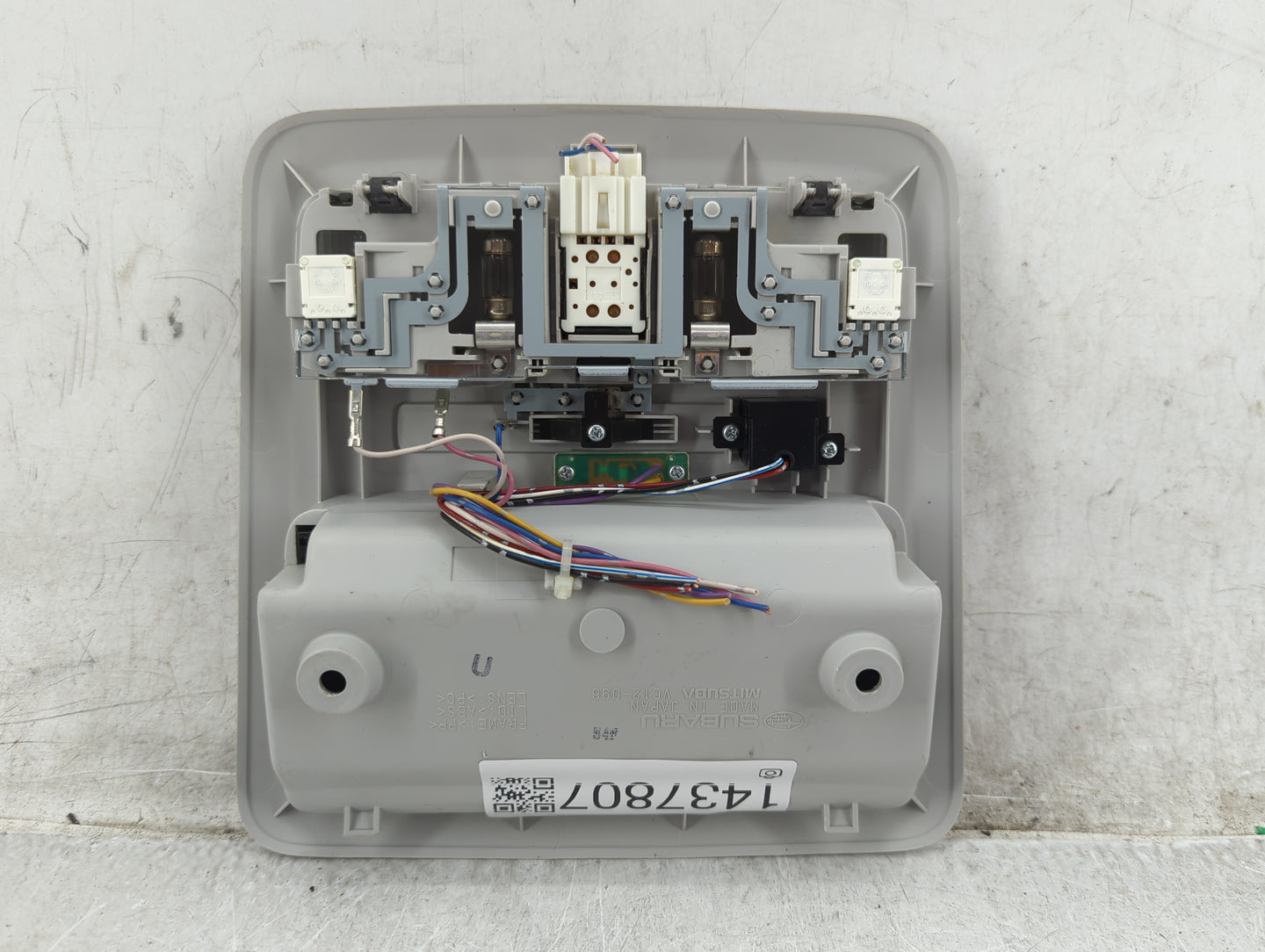 2015 Subaru Forester Overhead Roof Console - Oemusedautoparts1.com