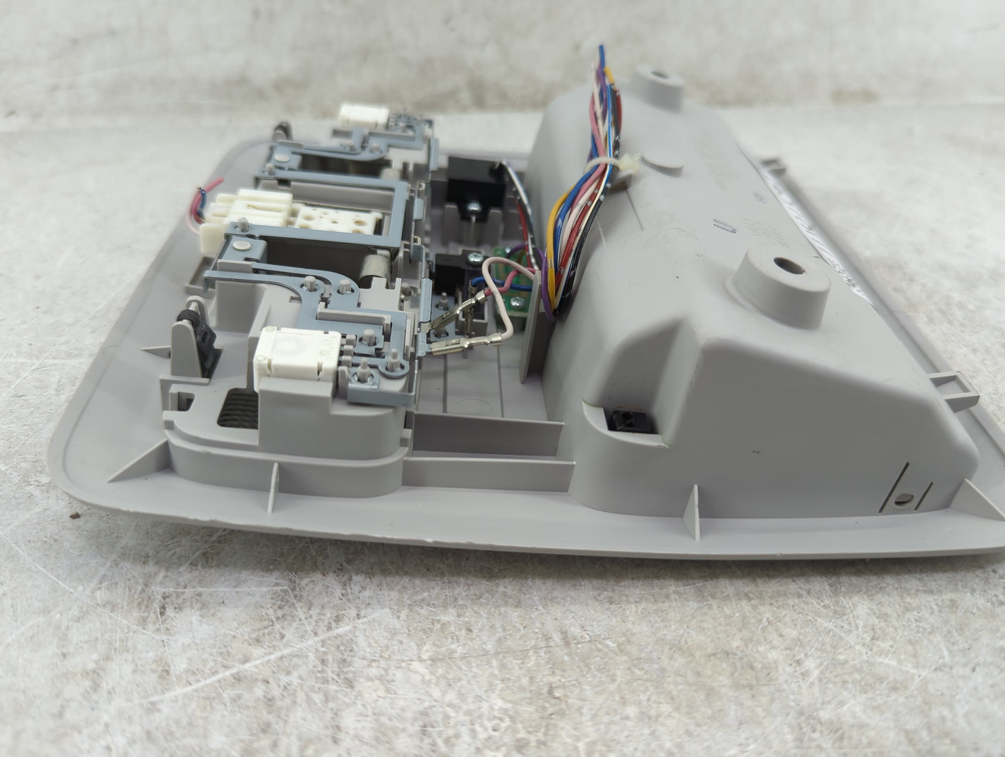 2015 Subaru Forester Overhead Roof Console - Oemusedautoparts1.com