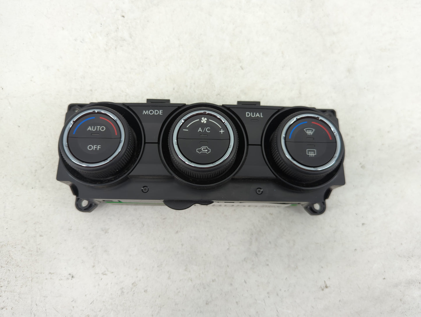 2015 Subaru Forester Climate Control Module Temperature AC/Heater Replacement P/N:72311SG040 Fits OEM Used Auto Parts - Oemu
