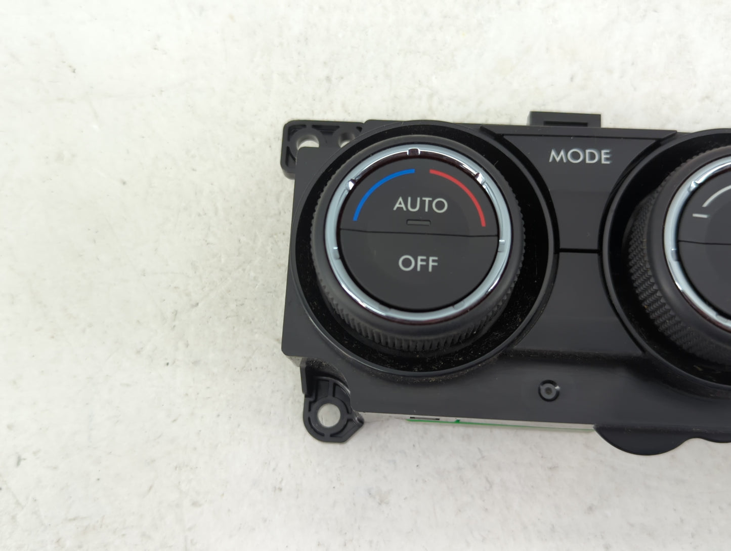 2015 Subaru Forester Climate Control Module Temperature AC/Heater Replacement P/N:72311SG040 Fits OEM Used Auto Parts - Oemu