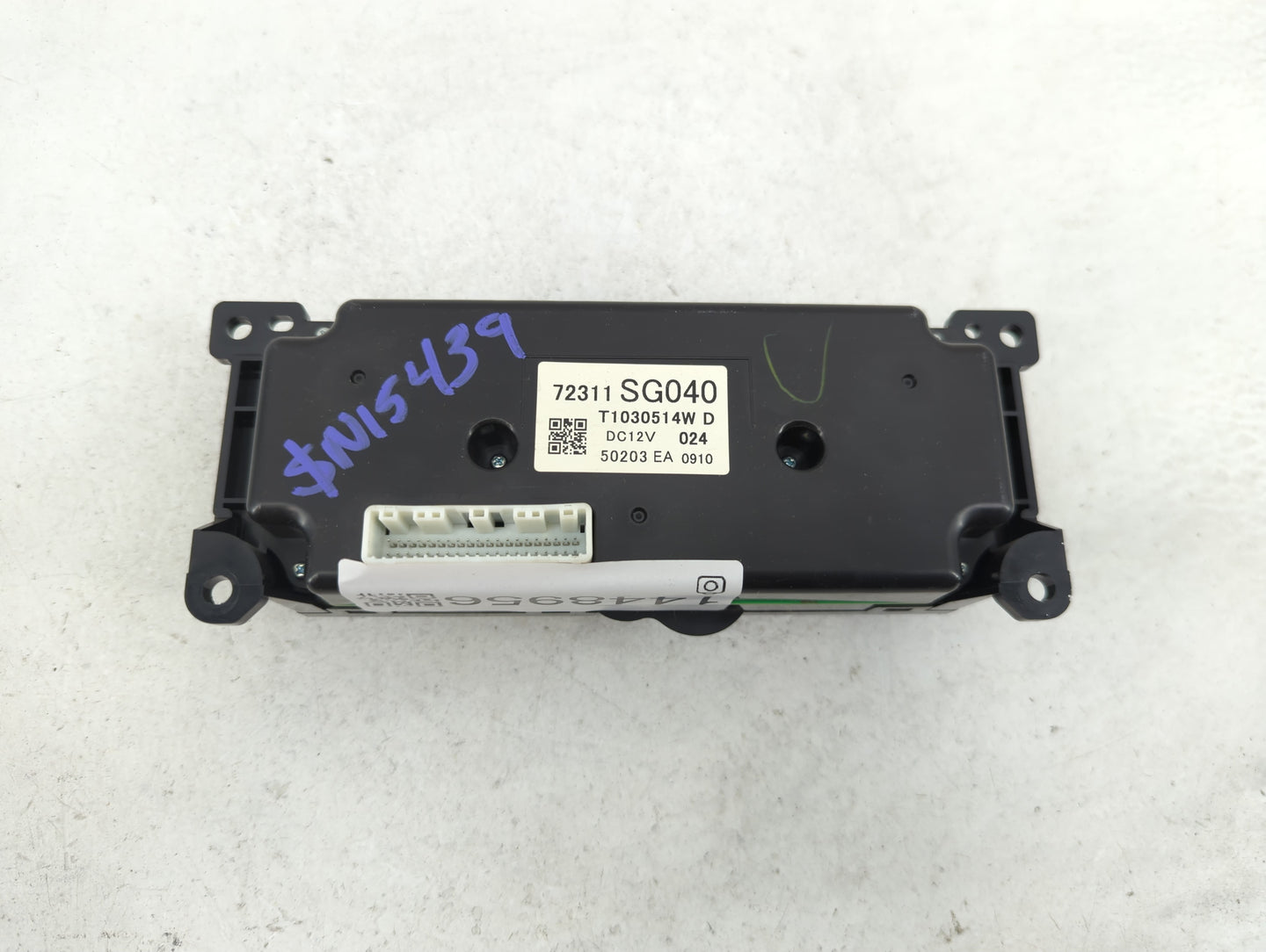 2015 Subaru Forester Climate Control Module Temperature AC/Heater Replacement P/N:72311SG040 Fits OEM Used Auto Parts - Oemu