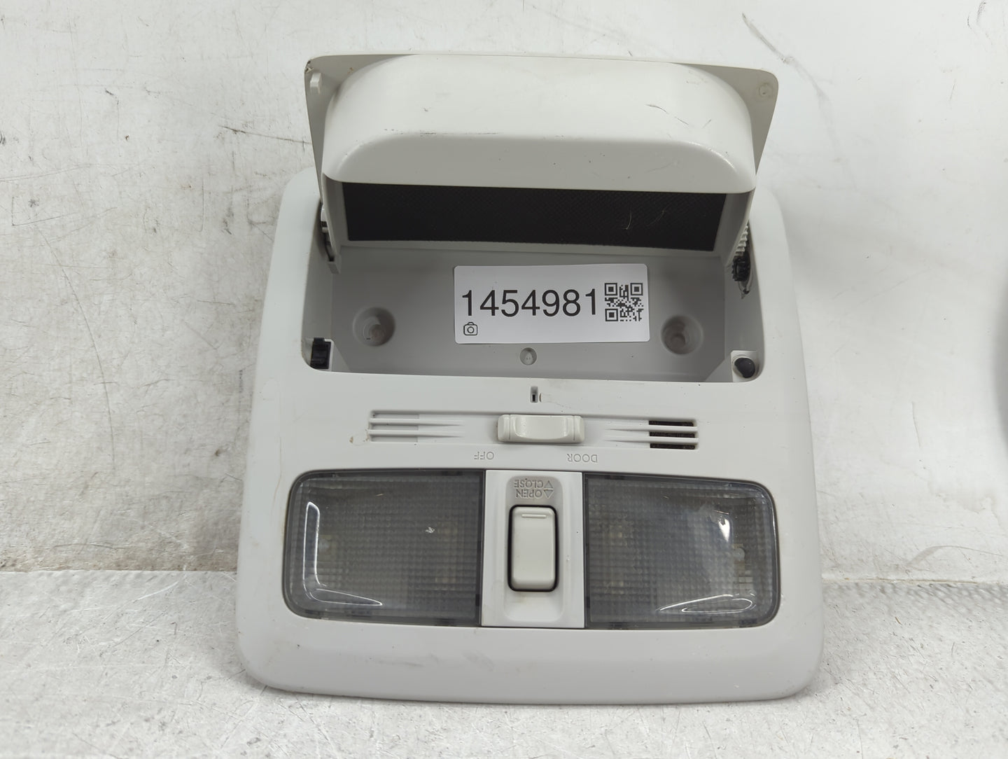 2015 Subaru Forester Overhead Roof Console - Oemusedautoparts1.com