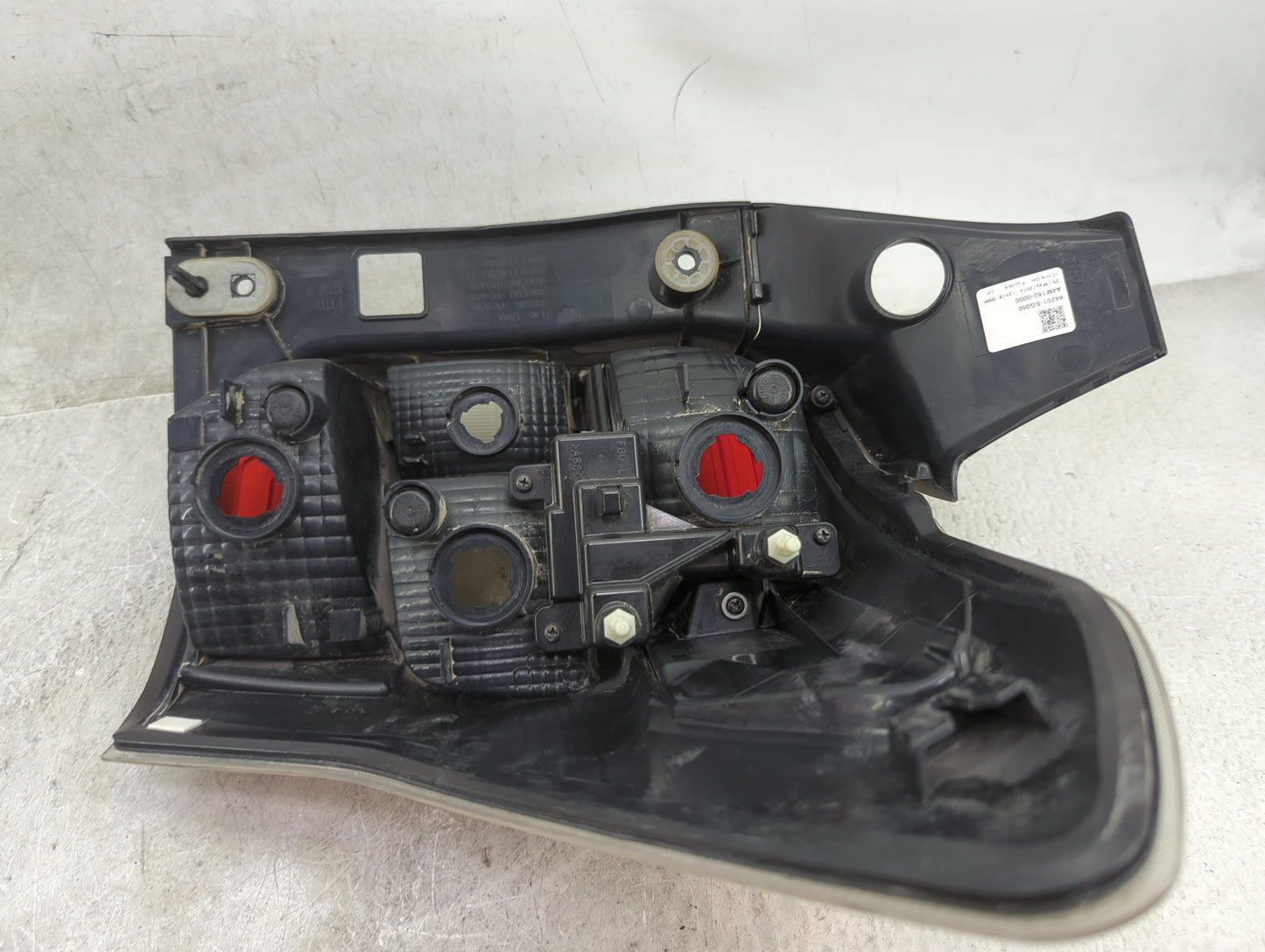 2015 Subaru Forester Tail Light Assembly Driver Left OEM P/N:84201-SG050 Fits OEM Used Auto Parts - Oemusedautoparts1.com