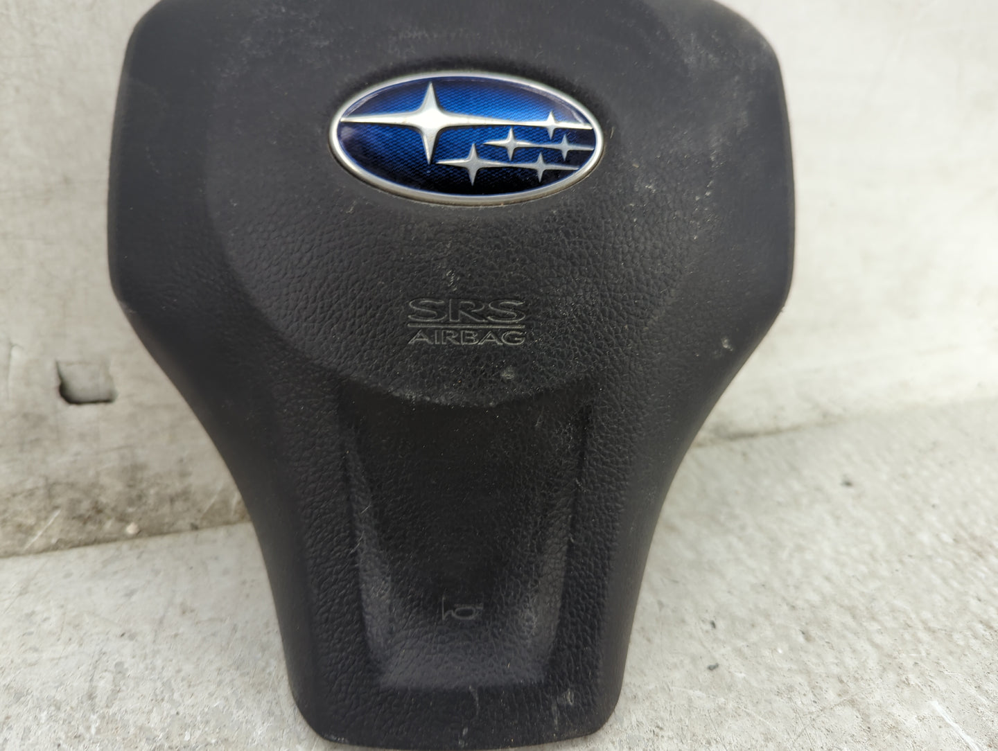 2015 Subaru Forester Air Bag Driver Left Steering Wheel Mounted Black - Oemusedautoparts1.com