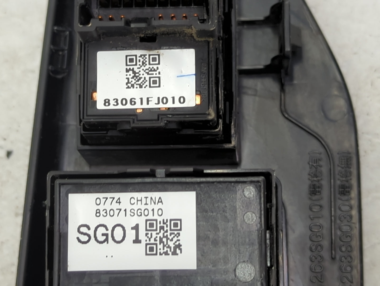 2015 Subaru Forester Master Power Window Switch Replacement Driver Side Left P/N:83071SG010 83061FJ010, 263SG010, 263SG030 F