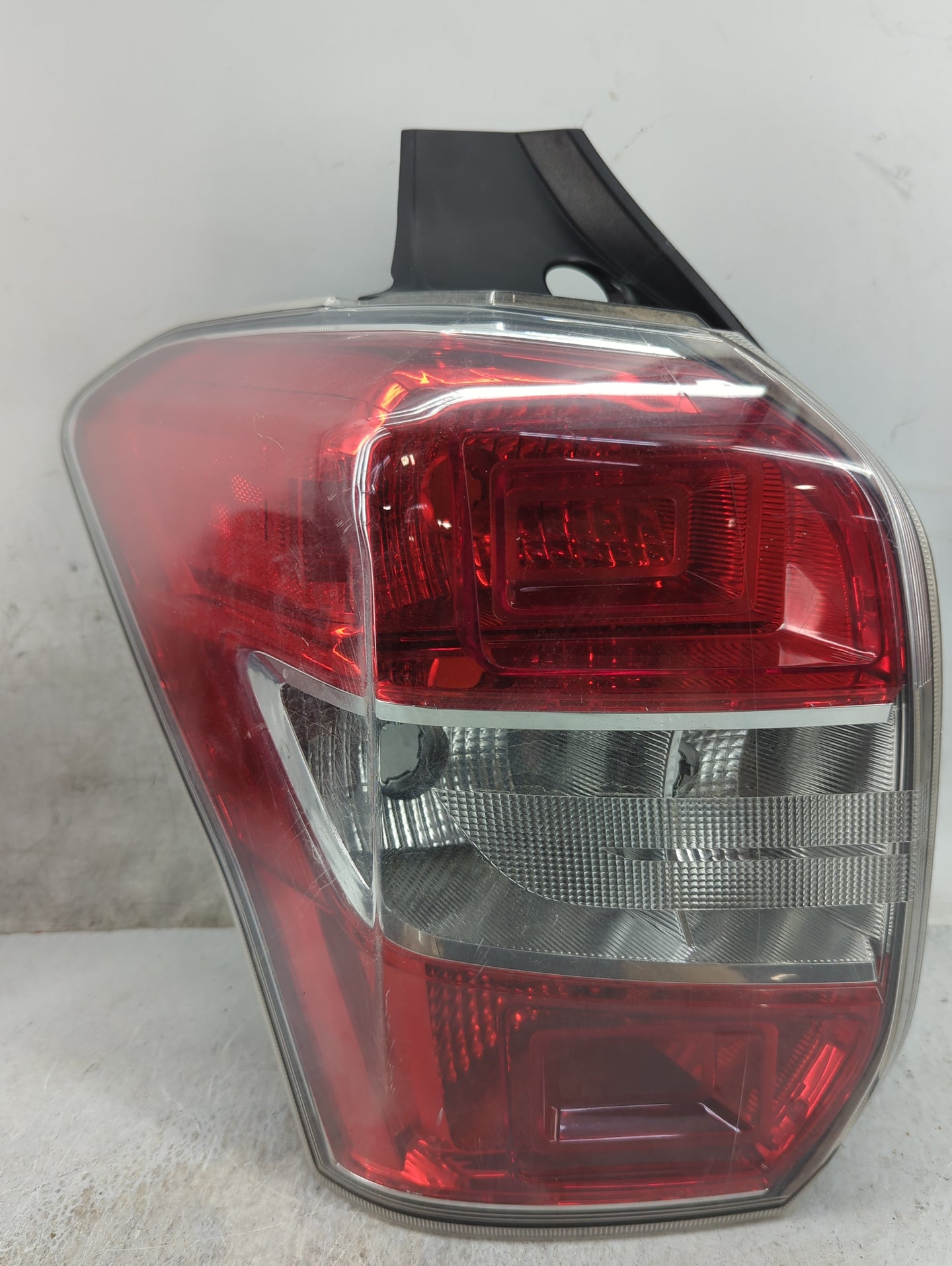 2015 Subaru Forester Tail Light Assembly Driver Left OEM Fits OEM Used Auto Parts - Oemusedautoparts1.com
